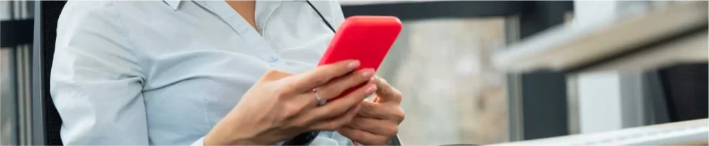 Contato com a OBRAP Engenharia de Avaliações por celular.